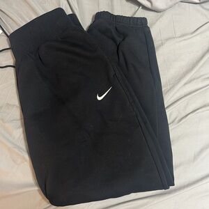 Women's Nike Sportswear Phoenix Fleece Oversized Joggers Size M